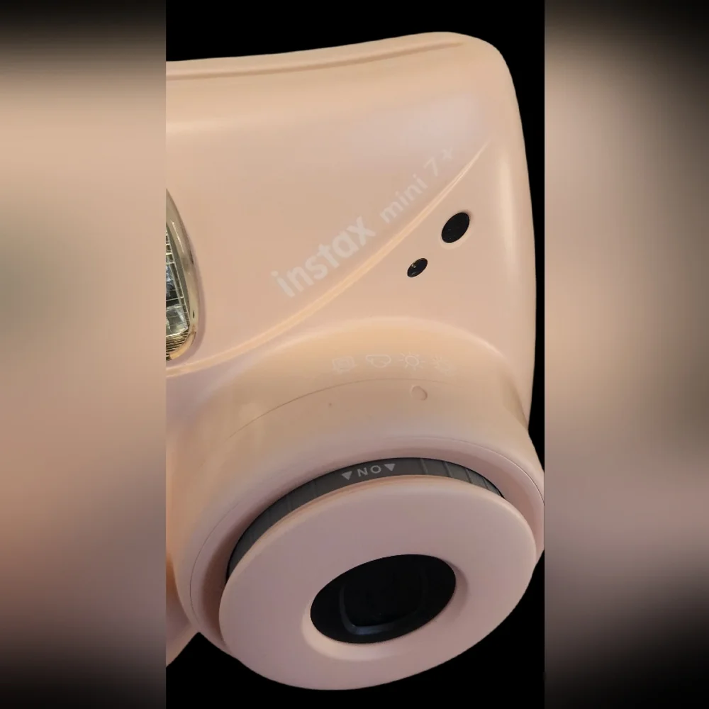 Instax Mini 7+ Camera in Light Pink